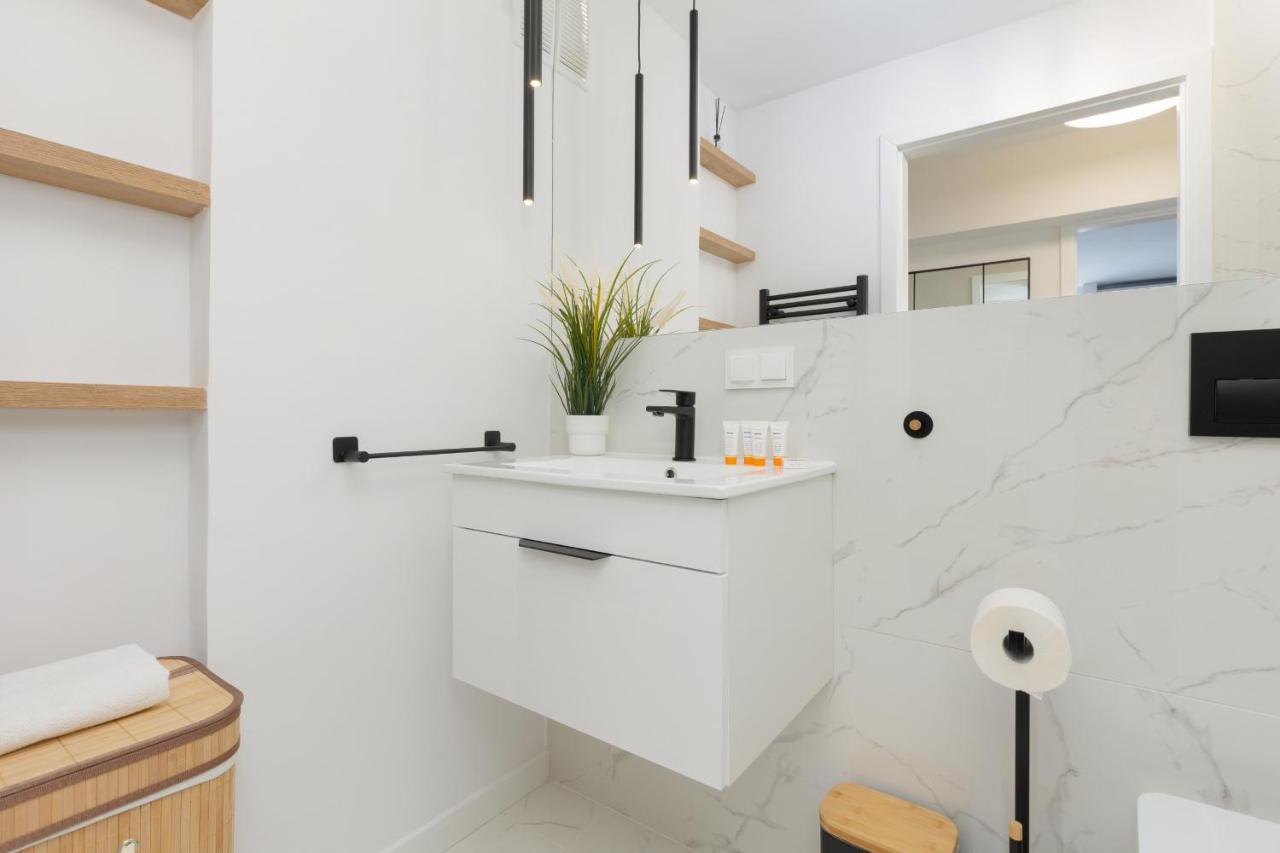 Stylish Apartment Heart Of Warsaw By Noclegi Renters المظهر الخارجي الصورة